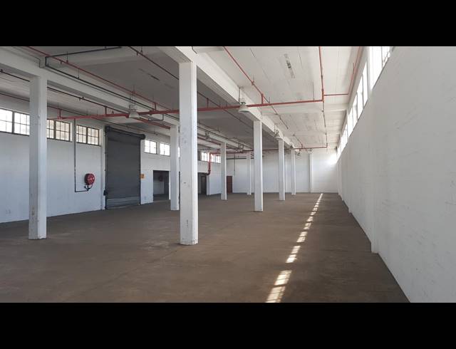 750M² FACTORY TO LET IN BELLVILLE CENTRAL